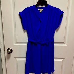 Size Large royal blue shortsleeved dress with tie belt